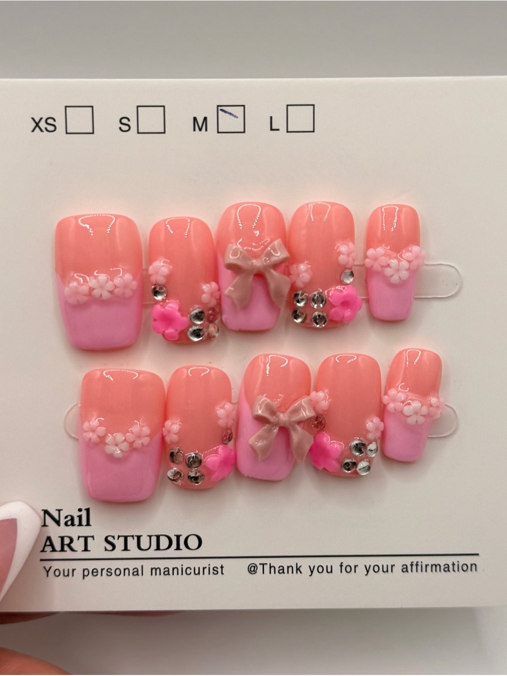 Pink Floral Press-On Nail Set